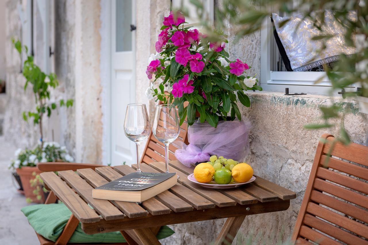 Kampanel 10 Apartment Hvar Town Luaran gambar